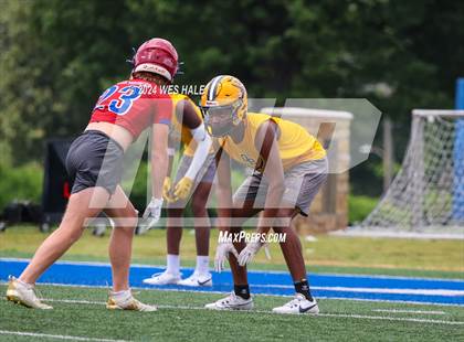 Thumbnail 1 in Olive Branch vs Huntsville (U of Memphis 7v7) photogallery.