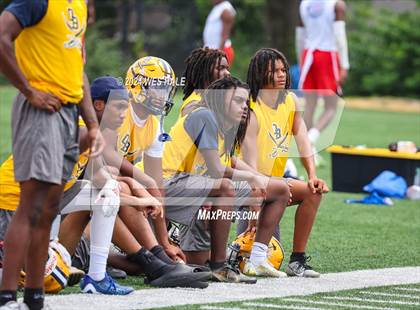 Thumbnail 2 in Olive Branch vs Huntsville (U of Memphis 7v7) photogallery.