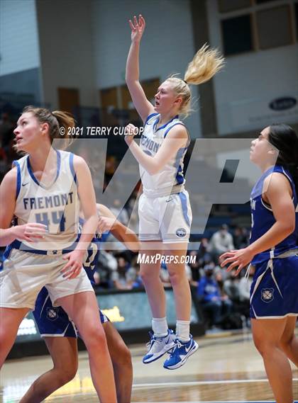 Thumbnail 2 in Bingham vs. Fremont (UHSAA 6A Semifinal) photogallery.