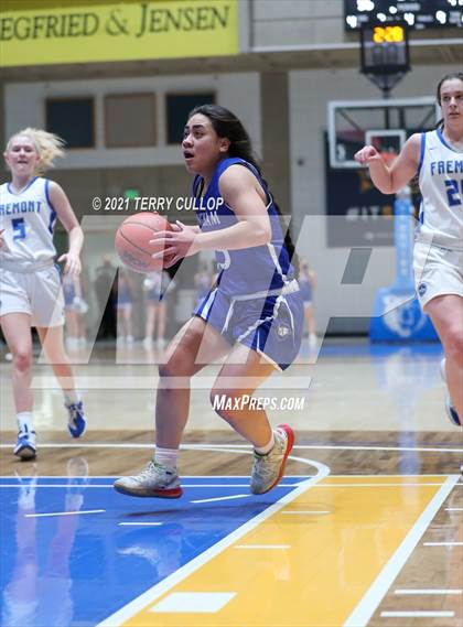 Thumbnail 3 in Bingham vs. Fremont (UHSAA 6A Semifinal) photogallery.