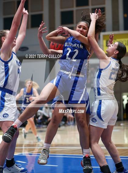 Thumbnail 2 in Bingham vs. Fremont (UHSAA 6A Semifinal) photogallery.
