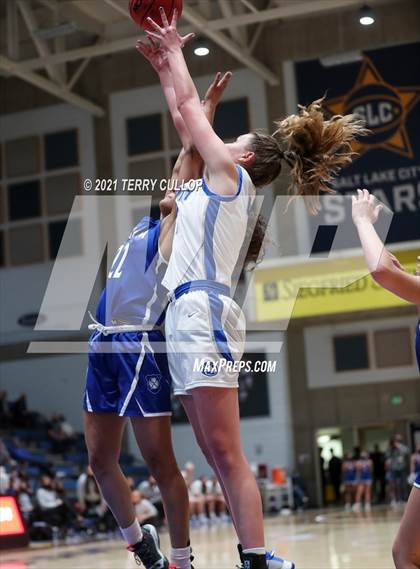 Thumbnail 3 in Bingham vs. Fremont (UHSAA 6A Semifinal) photogallery.