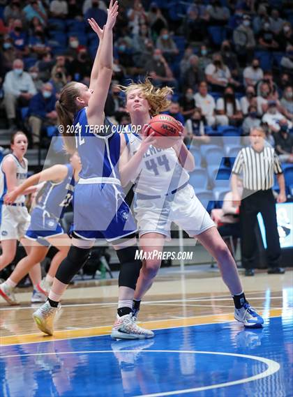 Thumbnail 3 in Bingham vs. Fremont (UHSAA 6A Semifinal) photogallery.