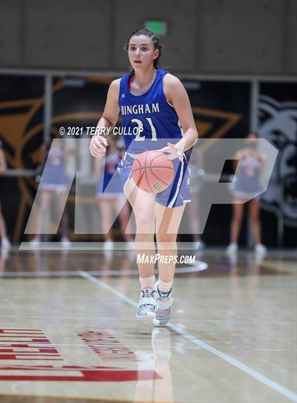 Thumbnail 3 in Bingham vs. Fremont (UHSAA 6A Semifinal) photogallery.