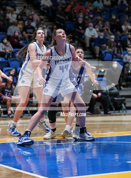 Thumbnail 1 in Bingham vs. Fremont (UHSAA 6A Semifinal) photogallery.