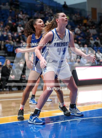 Thumbnail 1 in Bingham vs. Fremont (UHSAA 6A Semifinal) photogallery.