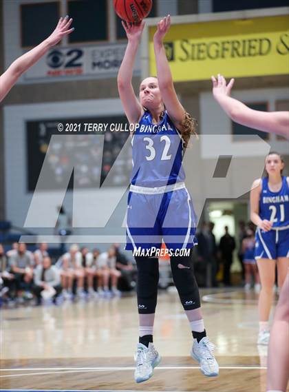 Thumbnail 3 in Bingham vs. Fremont (UHSAA 6A Semifinal) photogallery.
