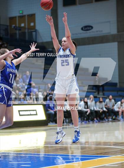 Thumbnail 3 in Bingham vs. Fremont (UHSAA 6A Semifinal) photogallery.