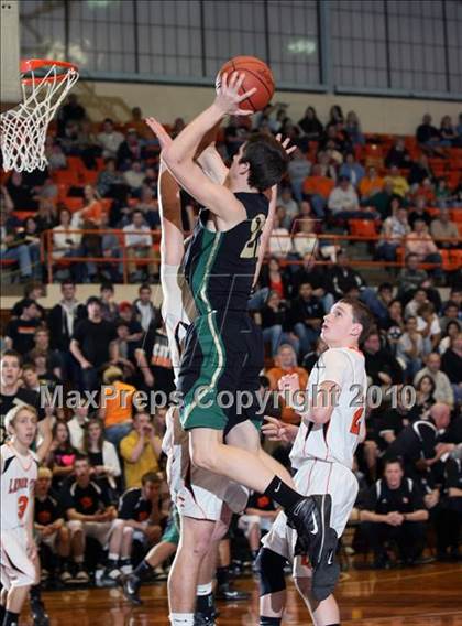 Thumbnail 3 in Lenoir City vs Knoxville Catholic (District 4AAA Semifinals) photogallery.