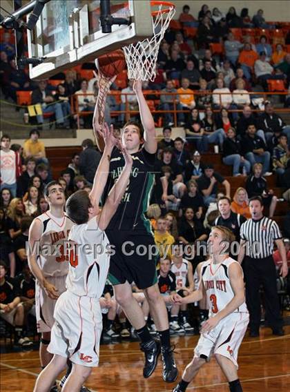 Thumbnail 3 in Lenoir City vs Knoxville Catholic (District 4AAA Semifinals) photogallery.