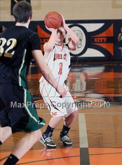 Thumbnail 3 in Lenoir City vs Knoxville Catholic (District 4AAA Semifinals) photogallery.