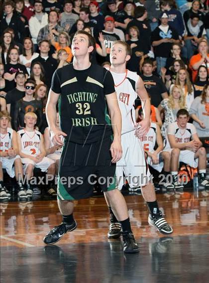 Thumbnail 2 in Lenoir City vs Knoxville Catholic (District 4AAA Semifinals) photogallery.