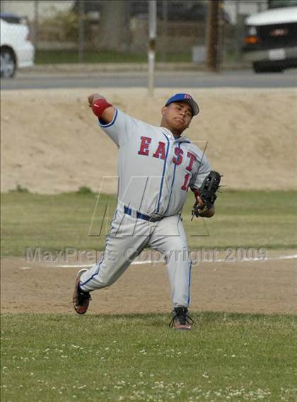 Thumbnail 3 in Tehachapi @ East Bakersfield photogallery.