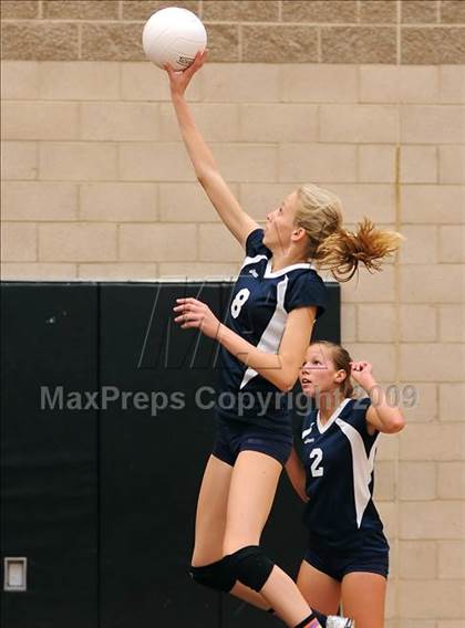 Thumbnail 3 in Napa vs. St. Francis (Super 8 Tournament) photogallery.