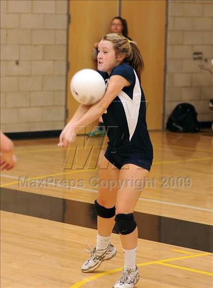 Thumbnail 2 in Napa vs. St. Francis (Super 8 Tournament) photogallery.