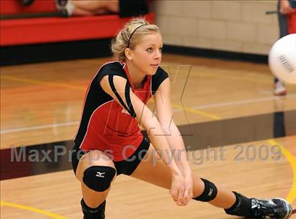 Thumbnail 2 in Napa vs. St. Francis (Super 8 Tournament) photogallery.