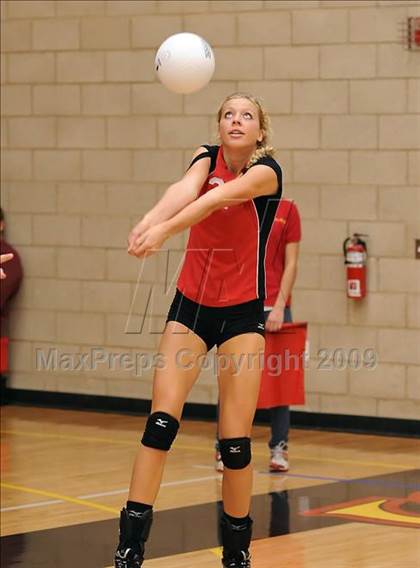 Thumbnail 1 in Napa vs. St. Francis (Super 8 Tournament) photogallery.