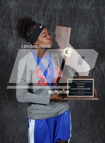 Thumbnail 1 in Serra (CIF State D1 Award Photos) photogallery.