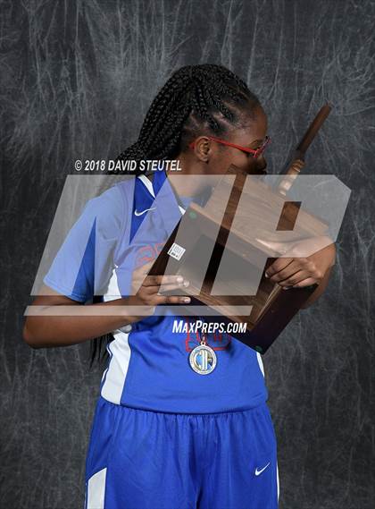Thumbnail 3 in Serra (CIF State D1 Award Photos) photogallery.