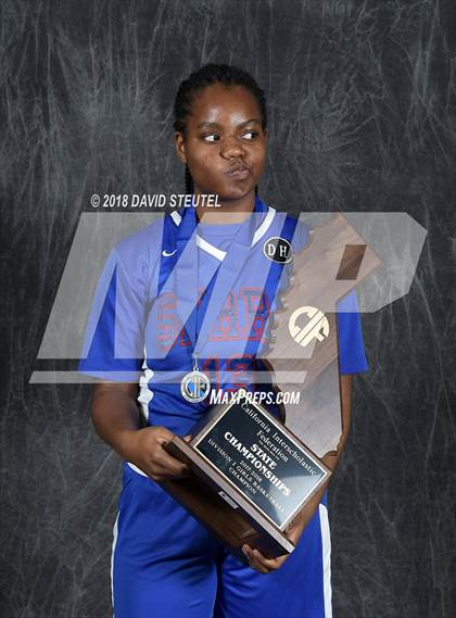 Thumbnail 2 in Serra (CIF State D1 Award Photos) photogallery.