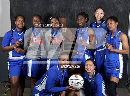 Thumbnail 3 in Serra (CIF State D1 Award Photos) photogallery.