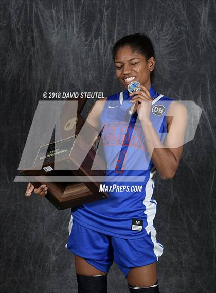 Thumbnail 1 in Serra (CIF State D1 Award Photos) photogallery.