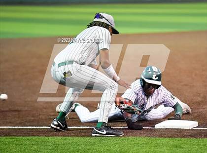 Thumbnail 1 in Reedy @ Longview (UIL 5A Regional Semifinal) photogallery.