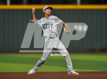 Thumbnail 3 in Reedy @ Longview (UIL 5A Regional Semifinal) photogallery.
