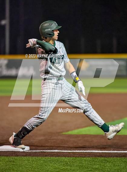 Thumbnail 3 in Reedy @ Longview (UIL 5A Regional Semifinal) photogallery.