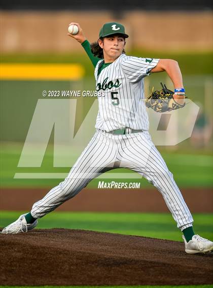 Thumbnail 3 in Reedy @ Longview (UIL 5A Regional Semifinal) photogallery.
