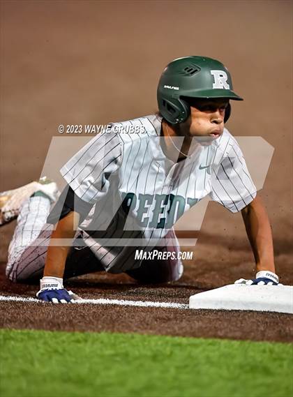 Thumbnail 2 in Reedy @ Longview (UIL 5A Regional Semifinal) photogallery.