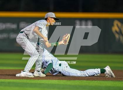 Thumbnail 2 in Reedy @ Longview (UIL 5A Regional Semifinal) photogallery.