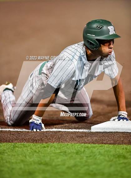 Thumbnail 3 in Reedy @ Longview (UIL 5A Regional Semifinal) photogallery.
