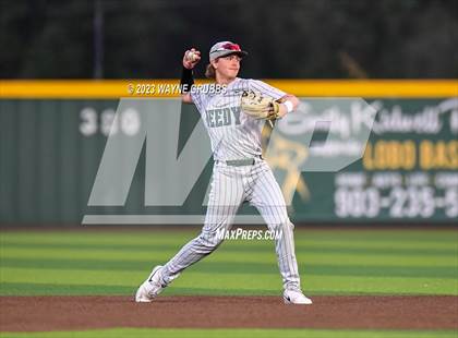 Thumbnail 2 in Reedy @ Longview (UIL 5A Regional Semifinal) photogallery.