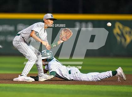 Thumbnail 1 in Reedy @ Longview (UIL 5A Regional Semifinal) photogallery.