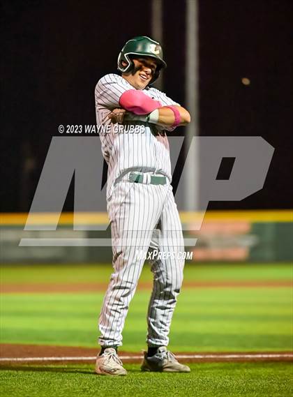 Thumbnail 2 in Reedy @ Longview (UIL 5A Regional Semifinal) photogallery.