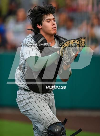Thumbnail 3 in Reedy @ Longview (UIL 5A Regional Semifinal) photogallery.