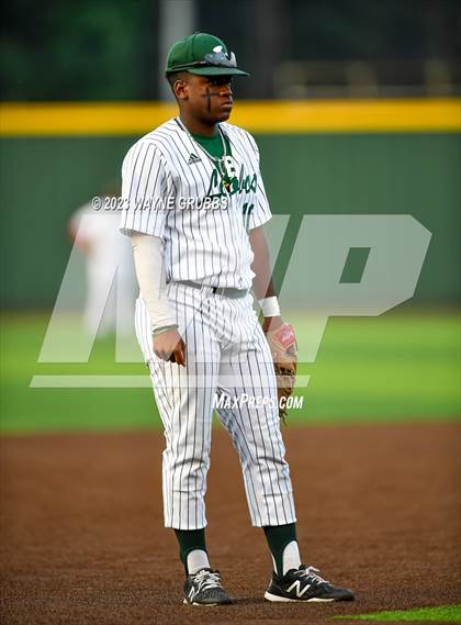 Thumbnail 2 in Reedy @ Longview (UIL 5A Regional Semifinal) photogallery.