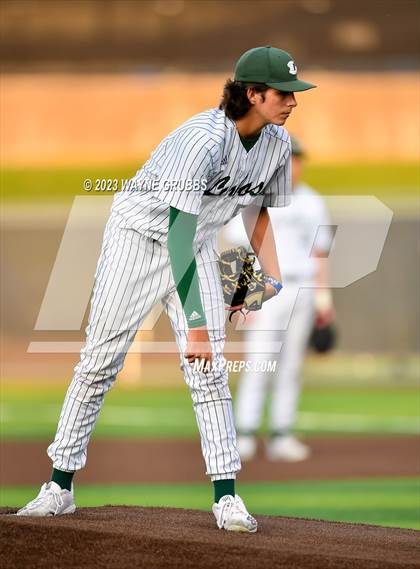 Thumbnail 1 in Reedy @ Longview (UIL 5A Regional Semifinal) photogallery.