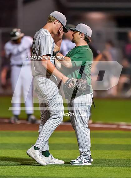 Thumbnail 2 in Reedy @ Longview (UIL 5A Regional Semifinal) photogallery.
