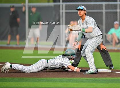Thumbnail 2 in Reedy @ Longview (UIL 5A Regional Semifinal) photogallery.