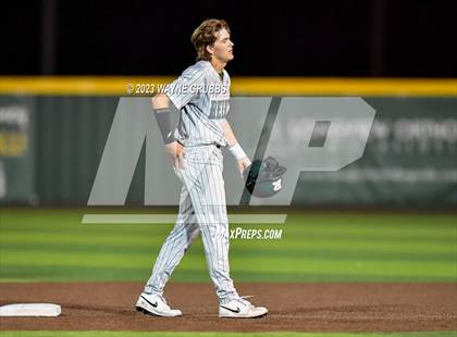 Thumbnail 2 in Reedy @ Longview (UIL 5A Regional Semifinal) photogallery.