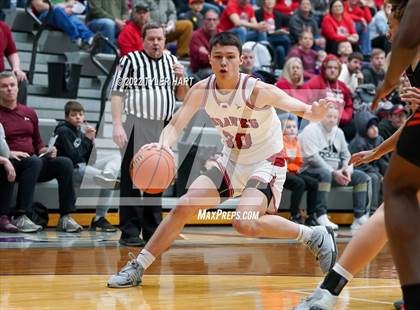 Thumbnail 2 in Beech Grove vs. Brownstown Central (IHSAA 3A Regional Semi-Final) photogallery.