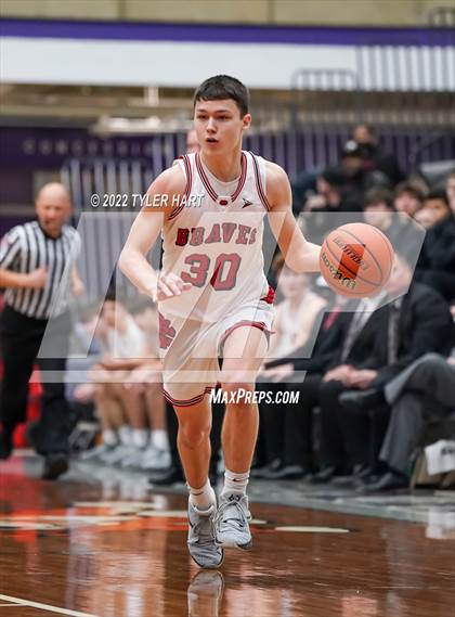 Thumbnail 1 in Beech Grove vs. Brownstown Central (IHSAA 3A Regional Semi-Final) photogallery.