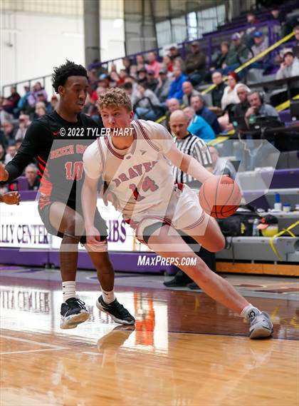 Thumbnail 2 in Beech Grove vs. Brownstown Central (IHSAA 3A Regional Semi-Final) photogallery.