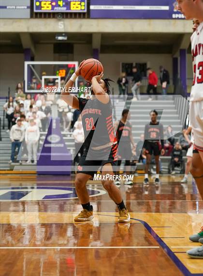 Thumbnail 1 in Beech Grove vs. Brownstown Central (IHSAA 3A Regional Semi-Final) photogallery.