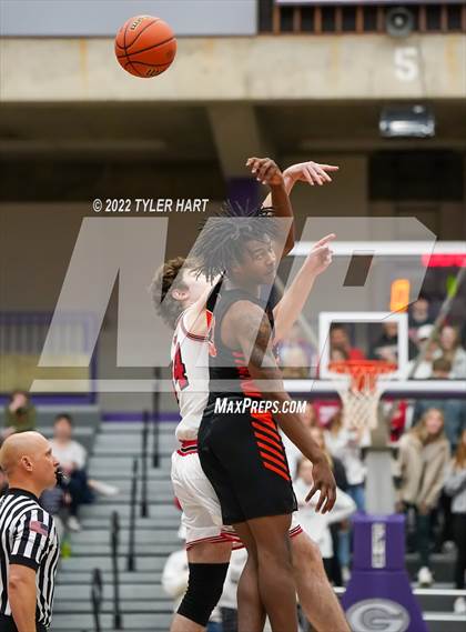 Thumbnail 1 in Beech Grove vs. Brownstown Central (IHSAA 3A Regional Semi-Final) photogallery.