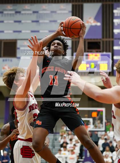 Thumbnail 1 in Beech Grove vs. Brownstown Central (IHSAA 3A Regional Semi-Final) photogallery.