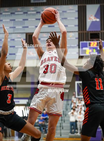 Thumbnail 1 in Beech Grove vs. Brownstown Central (IHSAA 3A Regional Semi-Final) photogallery.