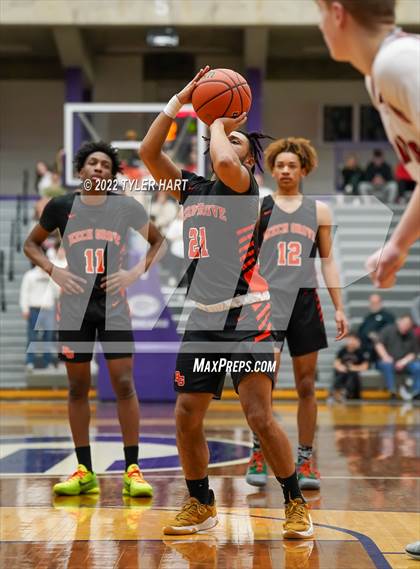 Thumbnail 3 in Beech Grove vs. Brownstown Central (IHSAA 3A Regional Semi-Final) photogallery.